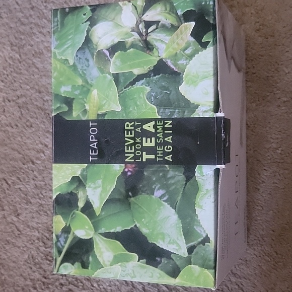 Glass Teapot - Picture 3 of 7